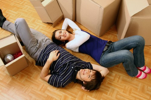 Storage planning for mixed furniture and boxed contents